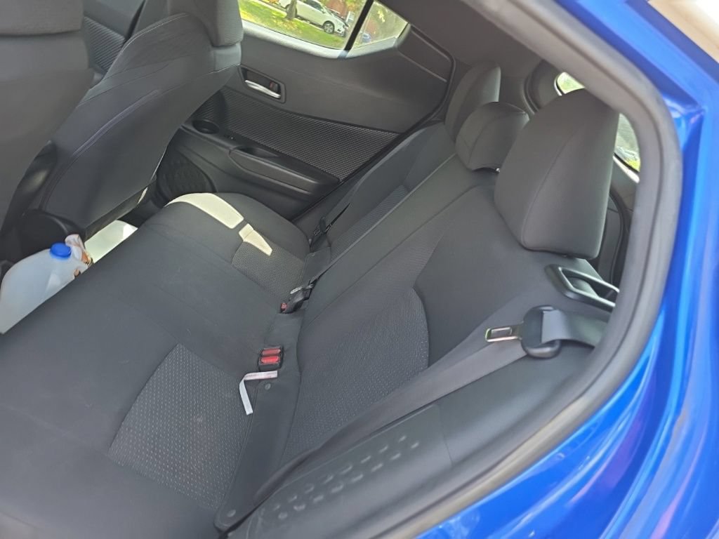 Used 2018 Toyota C-HR XLE FWD image 24