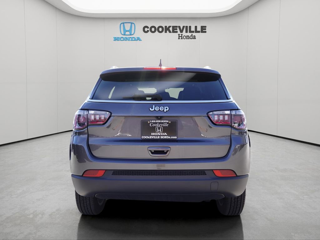 Used 2022 Jeep Compass Latitude image 7