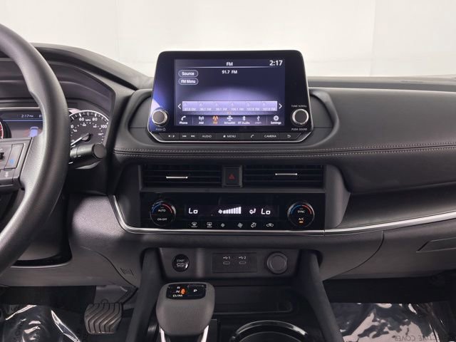 Used 2024 Nissan Rogue SV FWD image 26