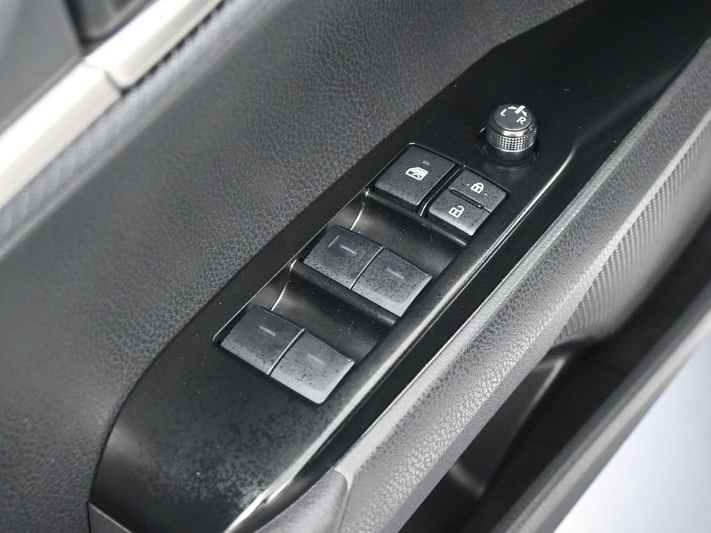 Used 2026 Toyota Camry SE image 16