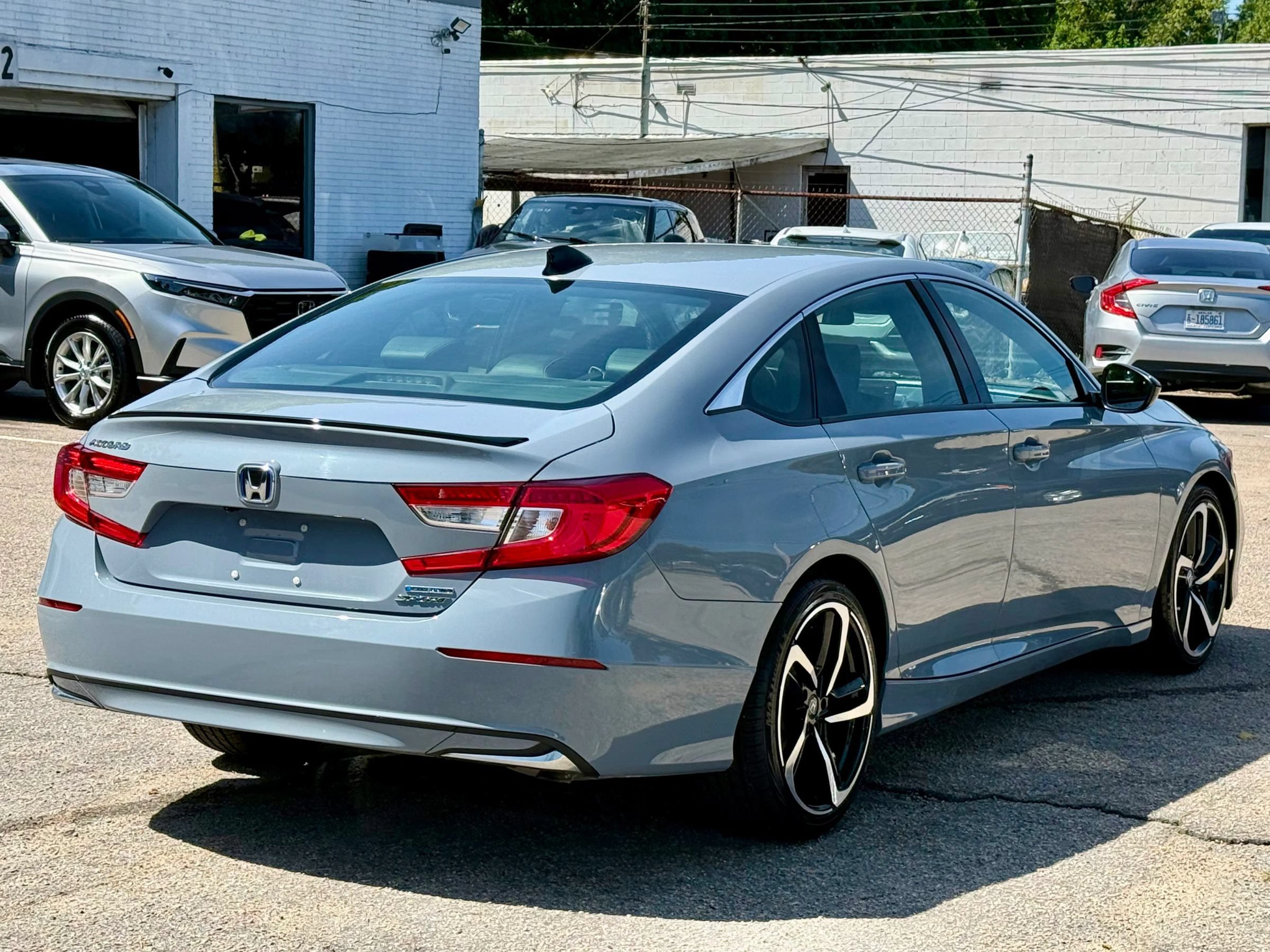 Used 2022 Honda Accord Sport image 5