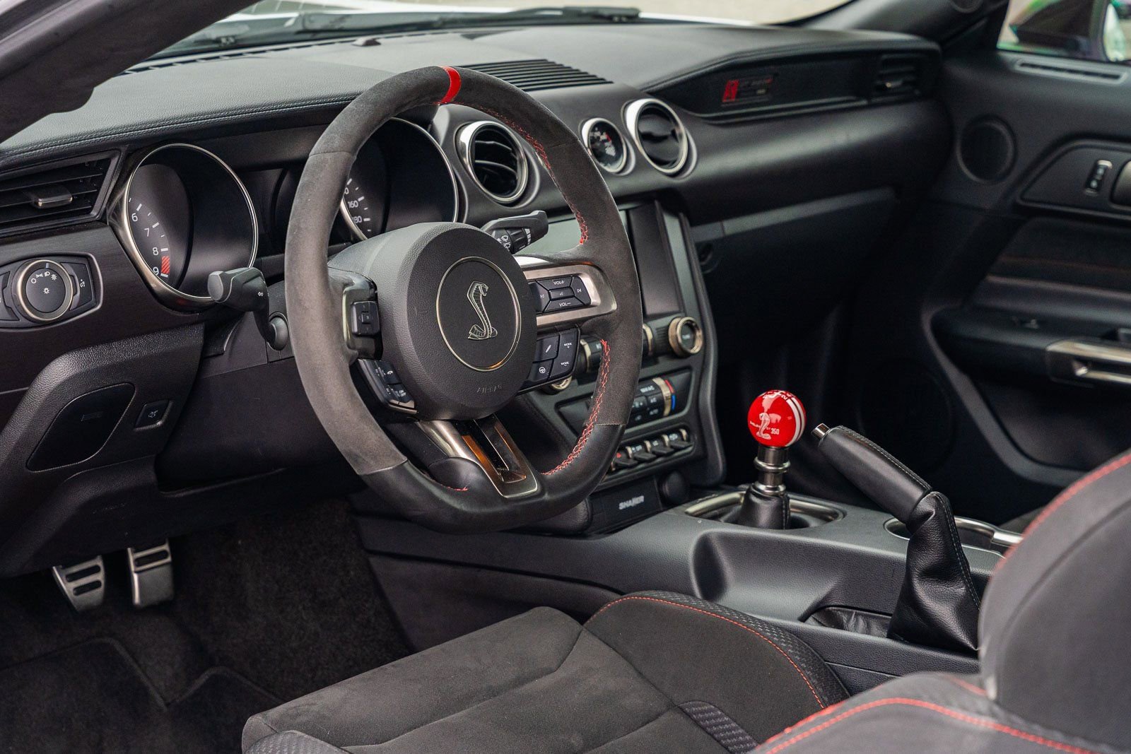 Used 2017 Ford Mustang Shelby GT350R w/ GT350R Equipment Group 920A image 10