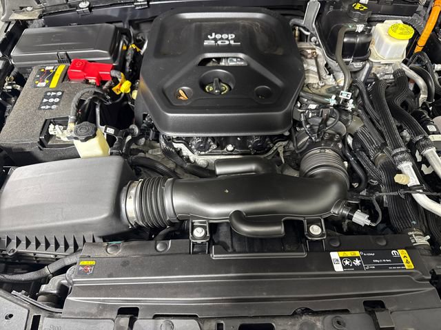 Used 2023 Jeep Wrangler Unlimited w/ Cold Weather Group image 29