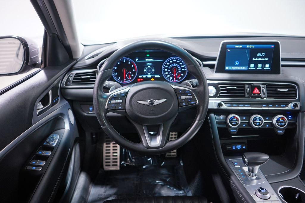 Used 2021 Genesis G70 3.3T image 11