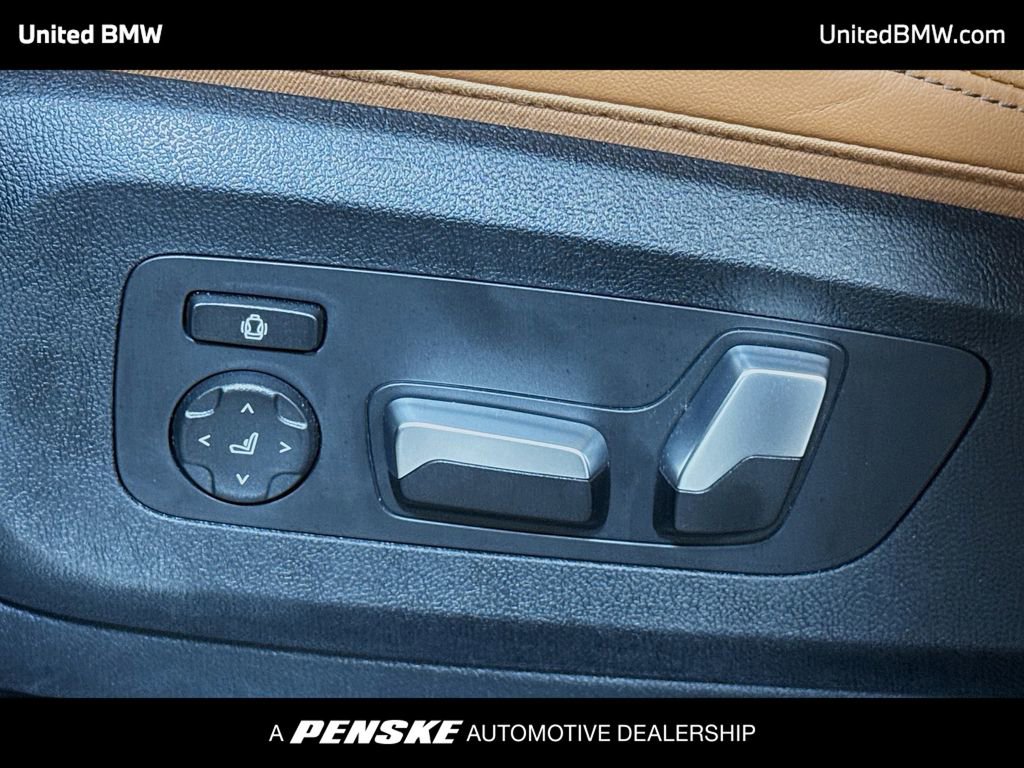 Used 2026 BMW X5 xDrive50e AWD/4WD image 4