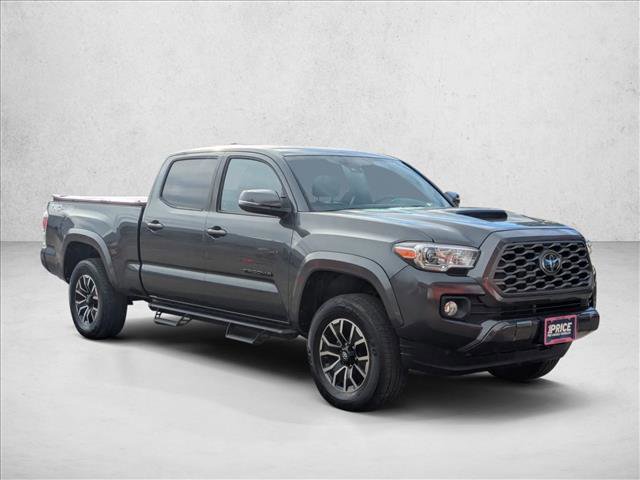 Used 2022 Toyota Tacoma TRD Sport w/ Technology Package image 3
