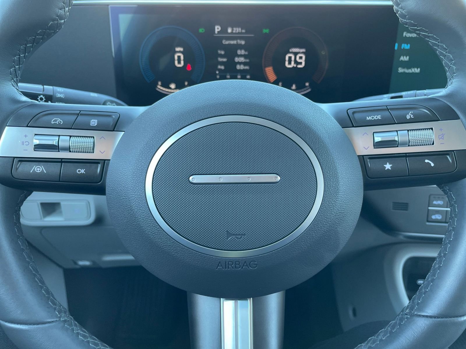 Used 2025 Hyundai Kona SEL image 28