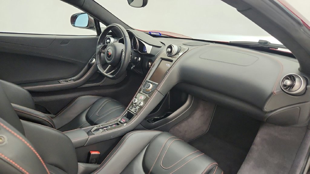 Used 2012 McLaren MP4-12C Coupe RWD image 27