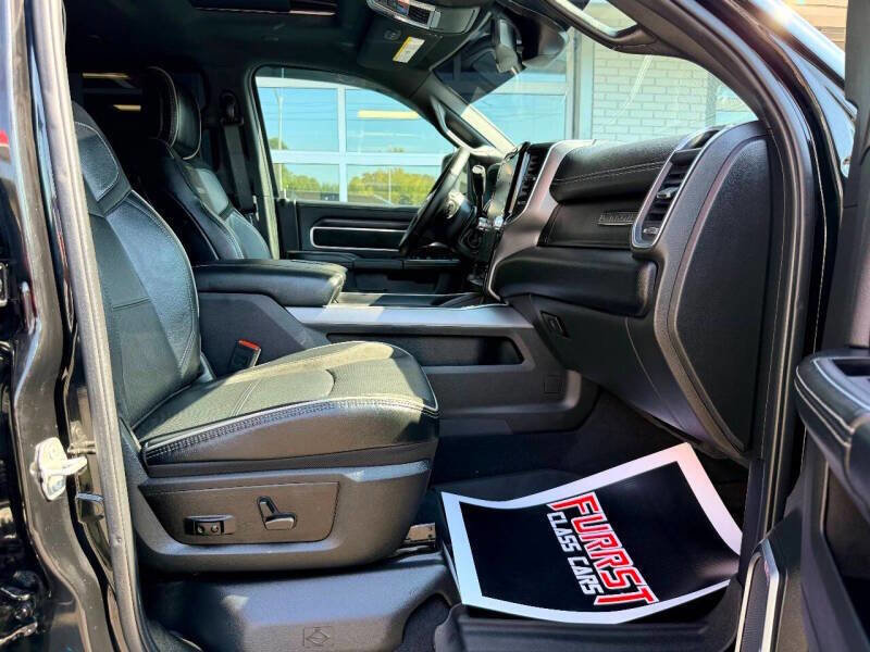 Used 2024 RAM 2500 Laramie w/ Night Edition image 37