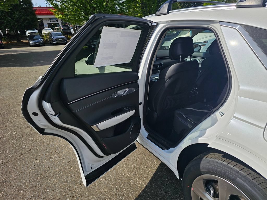 New 2026 Genesis GV70 2.5T Advanced AWD/4WD image 22