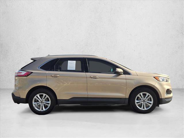 Used 2020 Ford Edge SEL w/ Convenience Package image 4