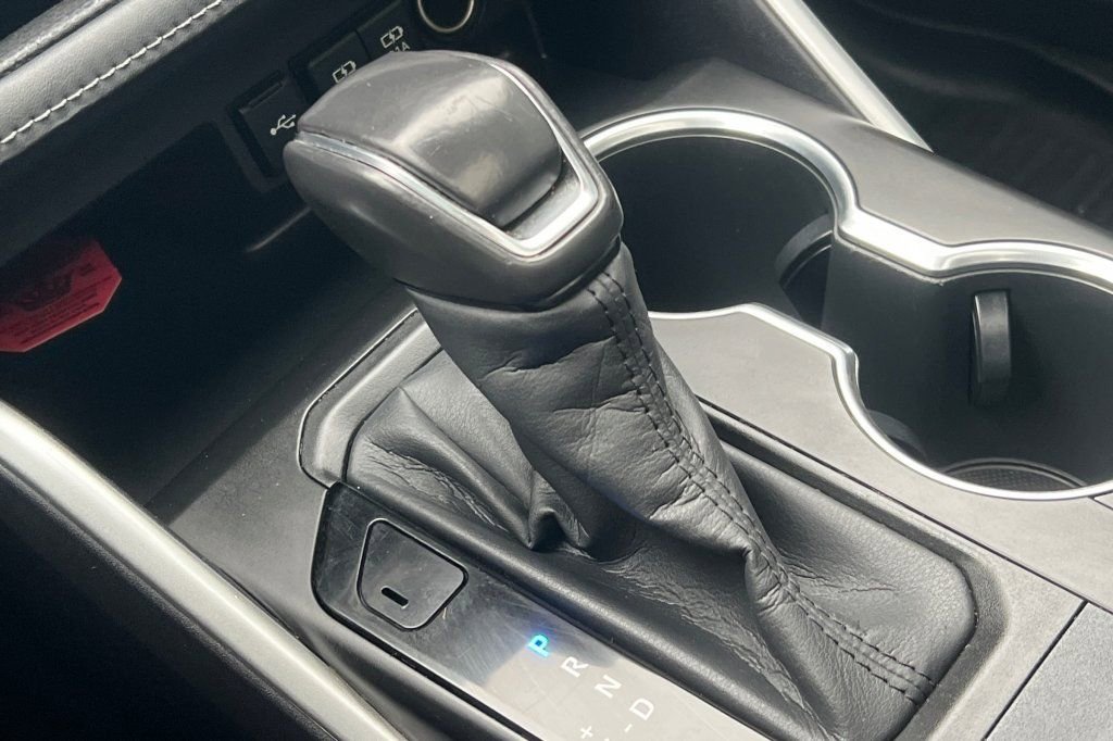 Used 2020 Toyota Highlander XLE image 18