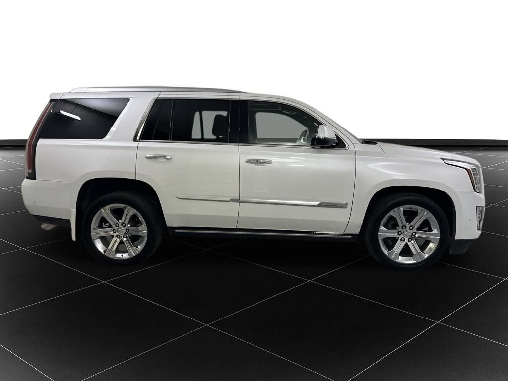 Used 2017 Cadillac Escalade Platinum image 6