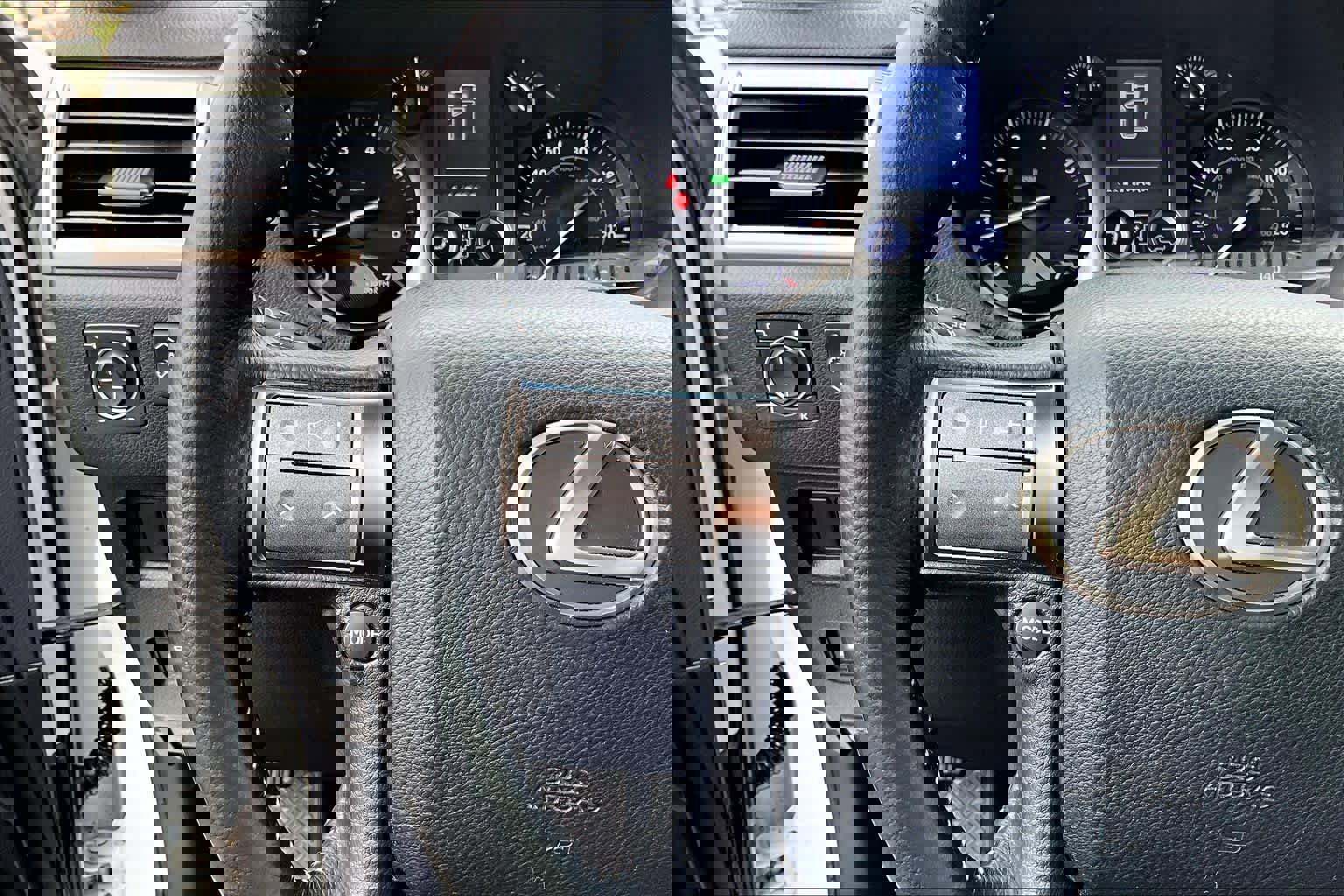 Used 2017 Lexus GX 460 image 22