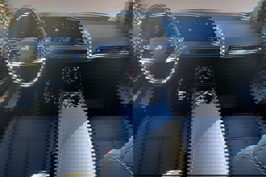 New 2026 Cadillac Vistiq Sport image 5