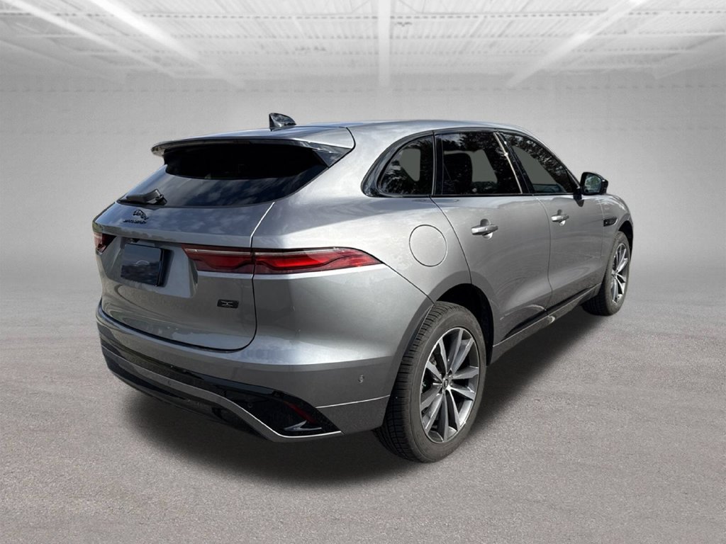 Certified 2026 Jaguar F-PACE R-Dynamic S AWD/4WD image 7