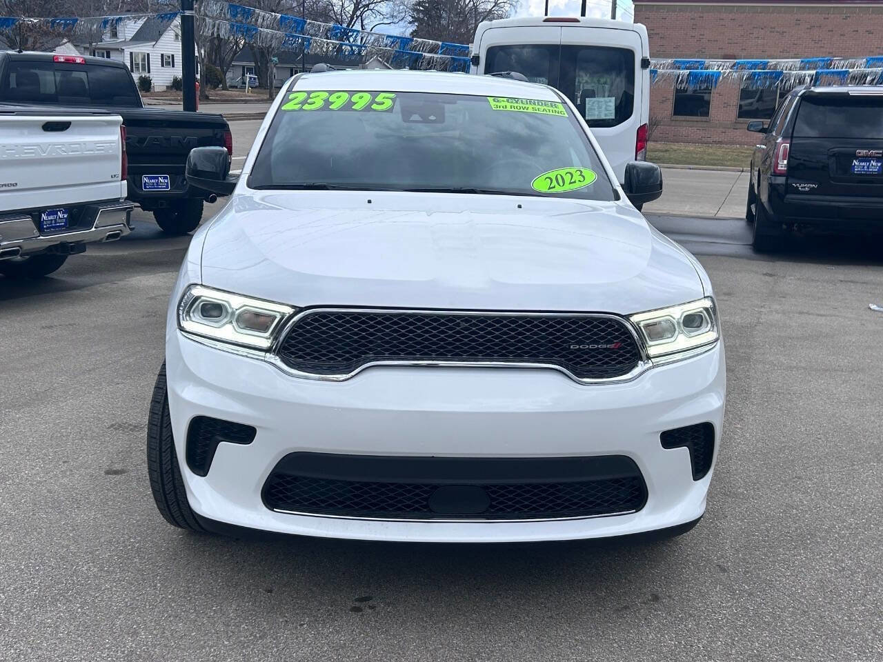 Used 2023 Dodge Durango SXT Launch Edition image 9