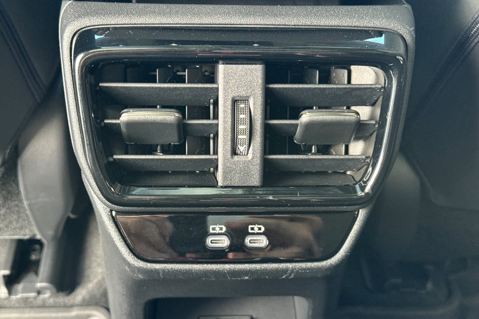 Used 2023 Lexus RZ 450e Premium w/ Technology Package image 16