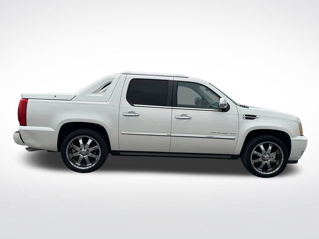 Used 2013 Cadillac Escalade EXT Premium AWD/4WD image 4