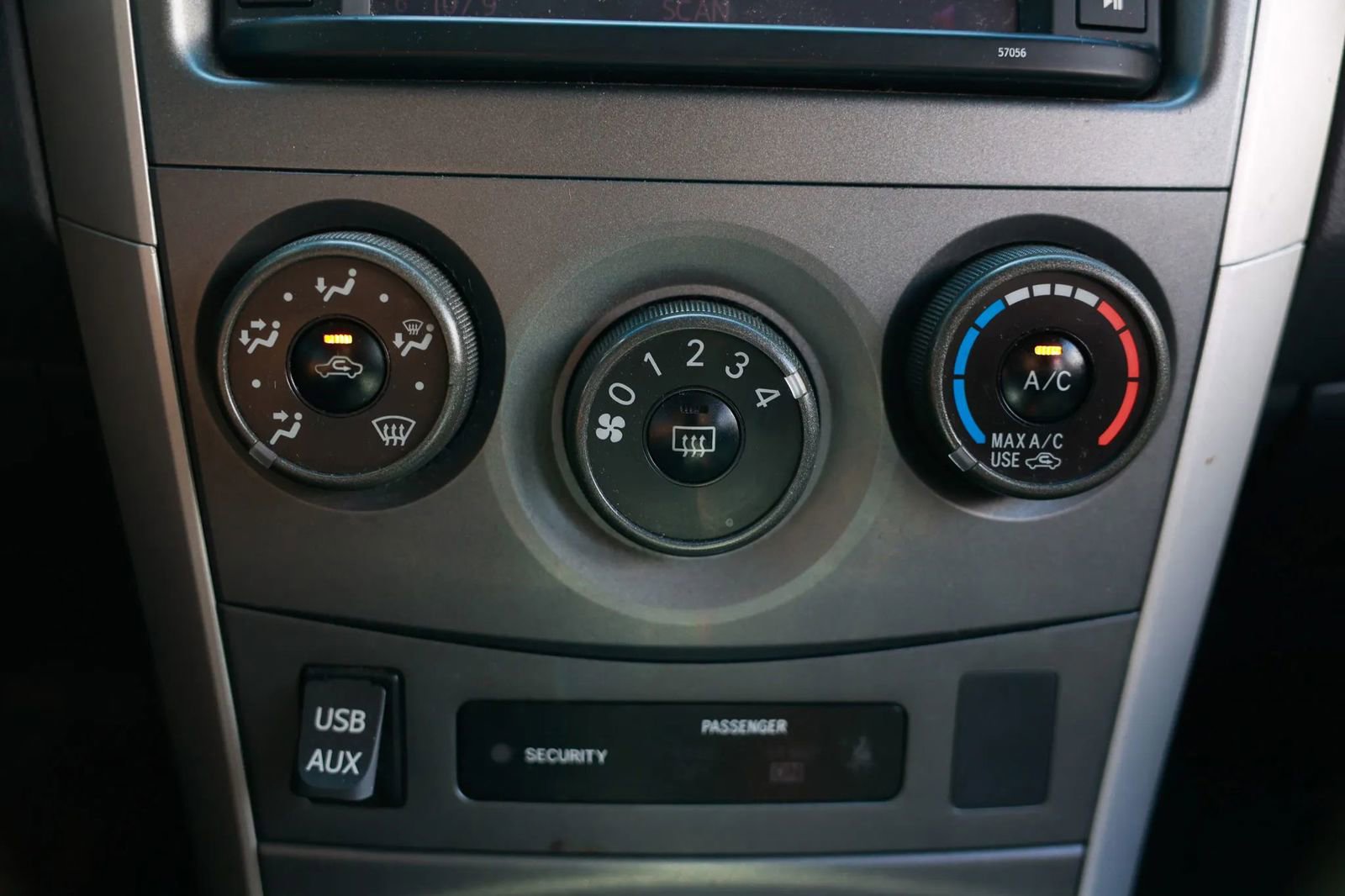 Used 2013 Toyota Corolla S Special Edition image 31