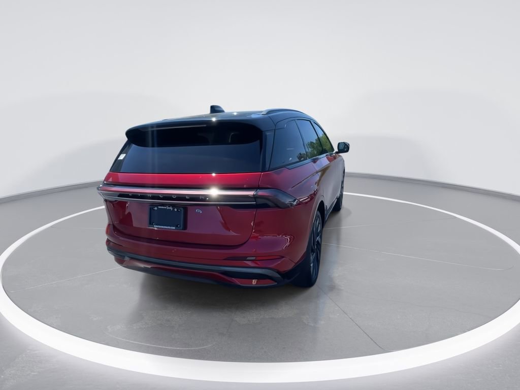 New 2026 Lincoln Nautilus Reserve w/ Jet Appearance Package AWD/4WD image 7