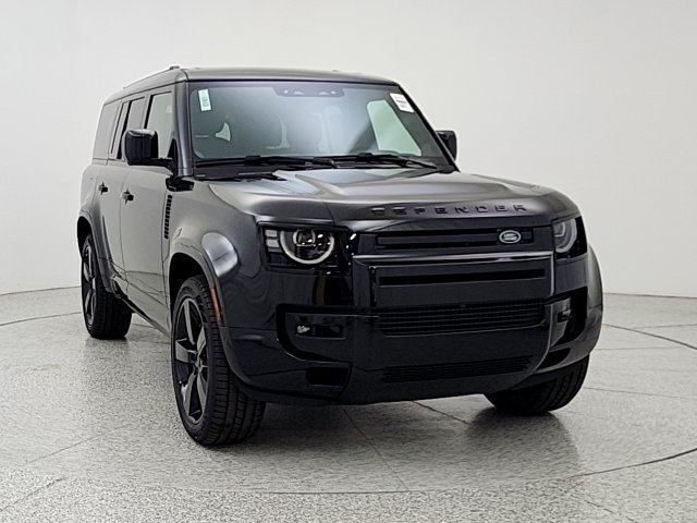 New 2026 Land Rover Defender 130 X-Dynamic SE AWD/4WD image 2