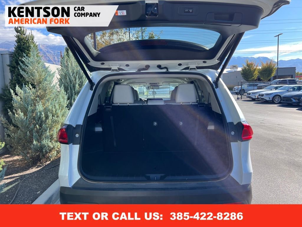 Used 2025 Toyota Grand Highlander AWD image 26