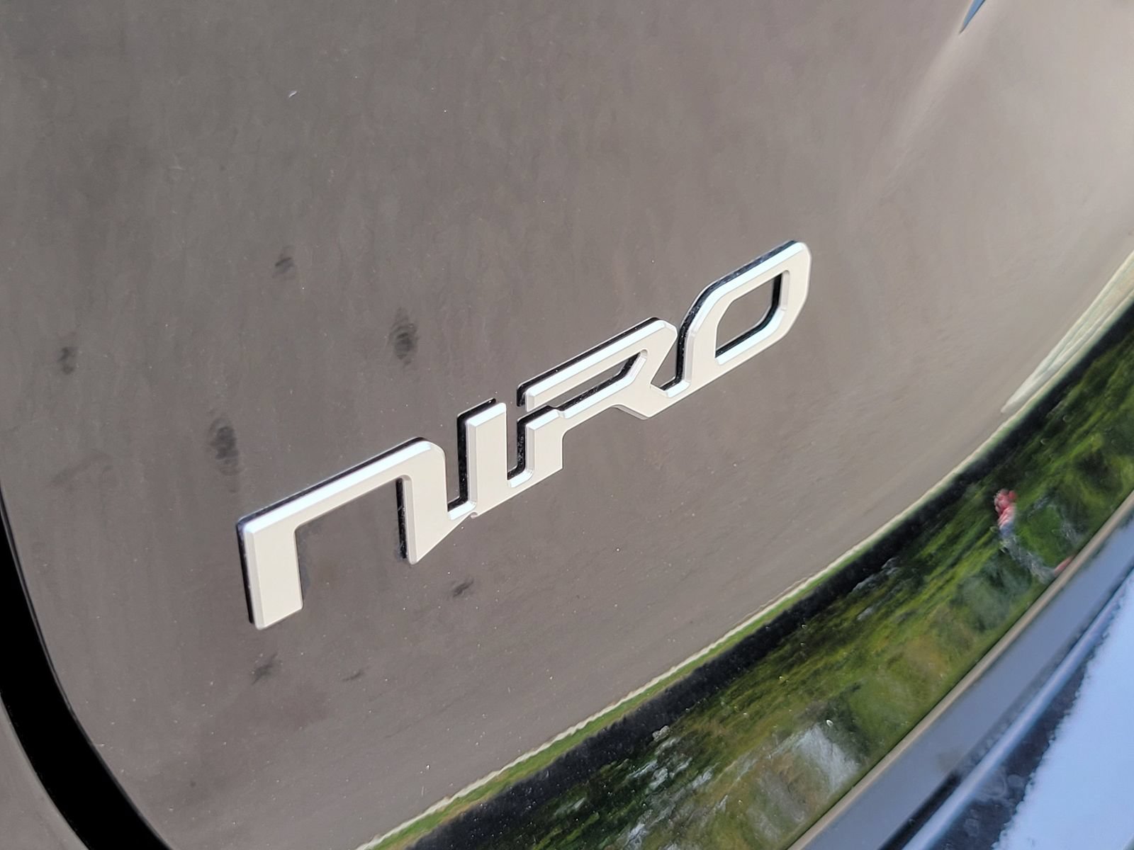 Certified 2024 Kia Niro EX FWD image 32