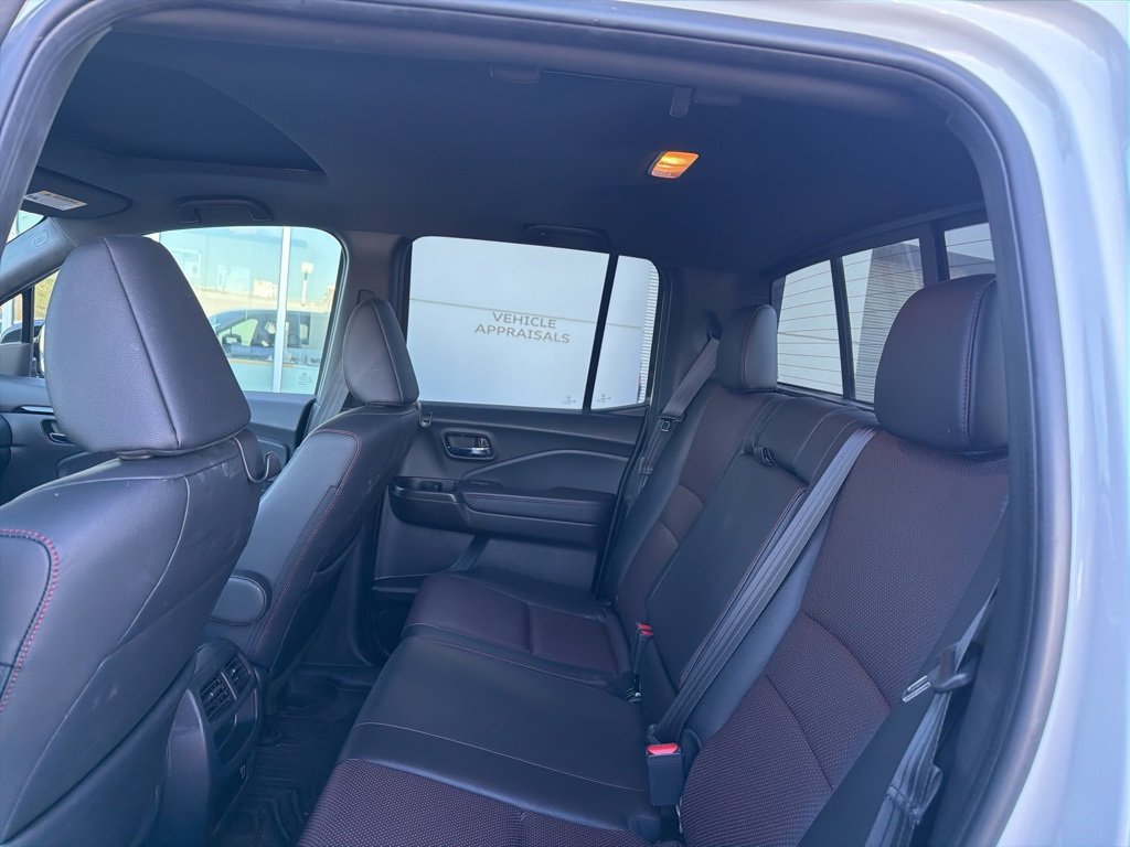 Used 2021 Honda Ridgeline Black Edition image 10