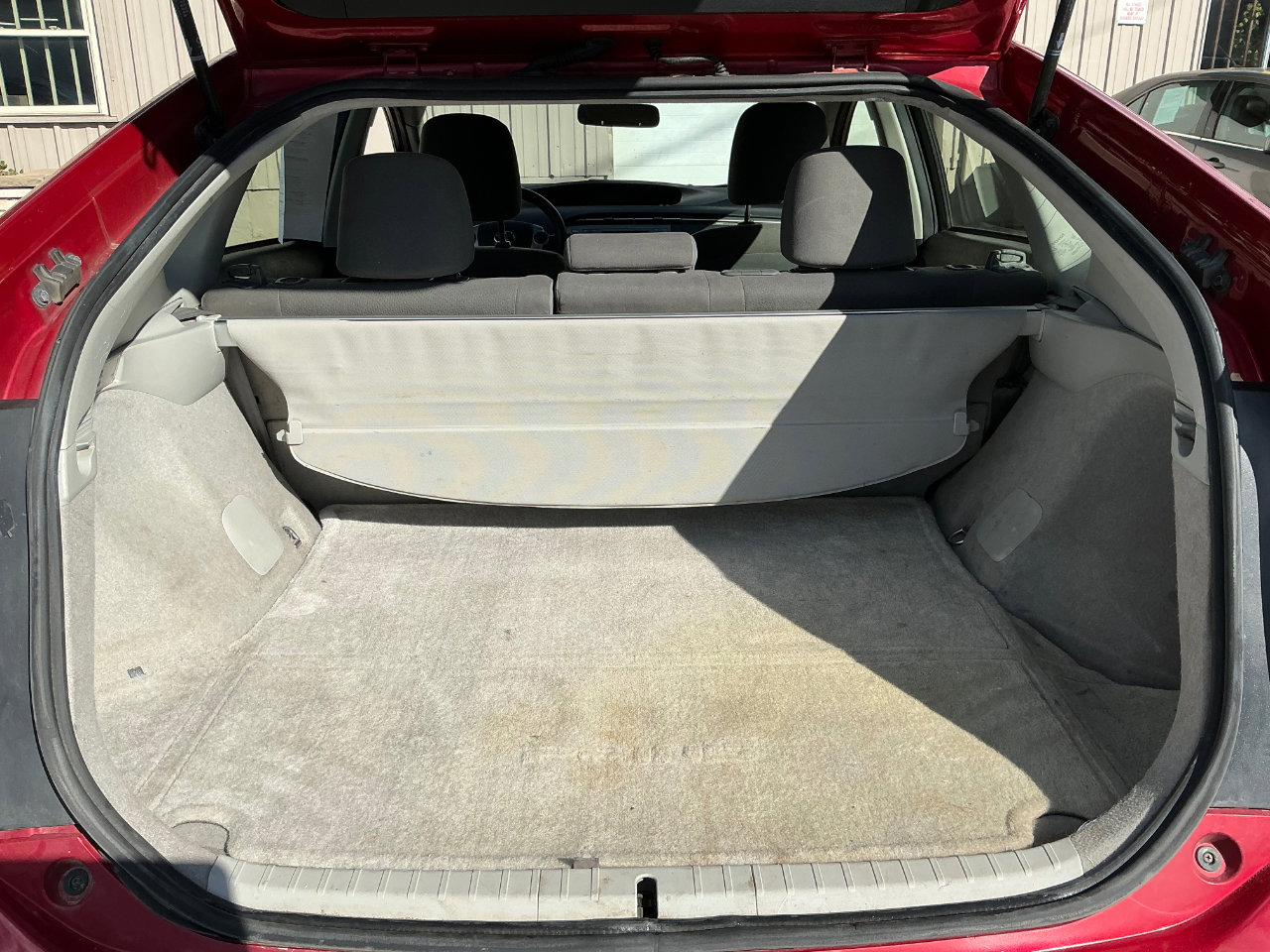 Used 2014 Toyota Prius Three image 11