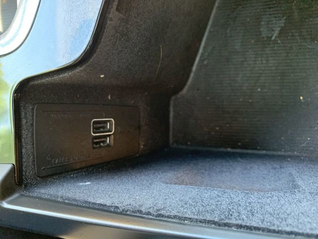 Used 2018 Volvo XC60 T6 Momentum w/ Convenience Package AWD/4WD image 27