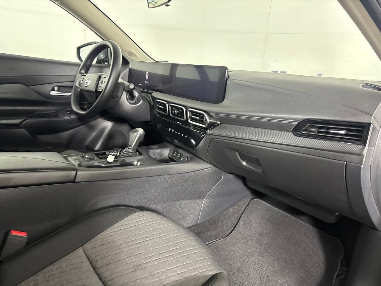 Used 2026 Nissan Sentra SV w/ Floor Mat Package FWD image 29