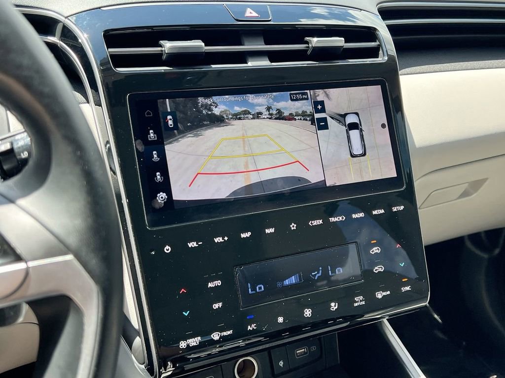 Used 2023 Hyundai Tucson Limited image 16