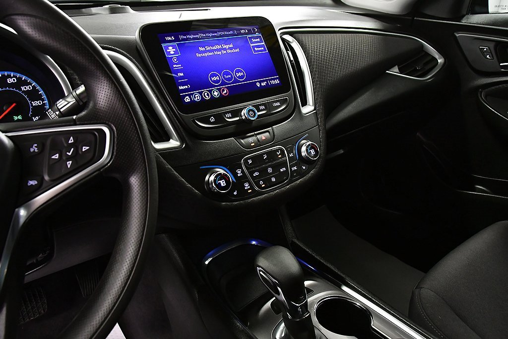 Used 2023 Chevrolet Malibu LT image 20