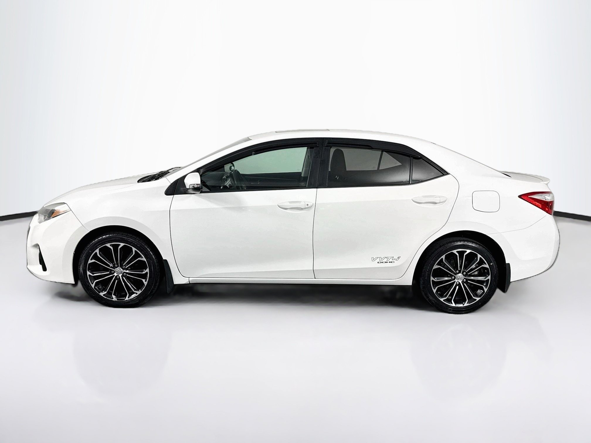 Used 2016 Toyota Corolla S FWD image 11