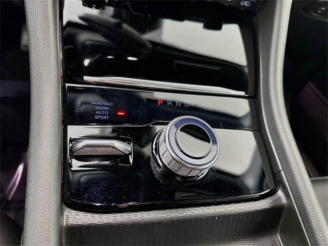 Used 2024 Jeep Grand Cherokee L Limited image 21