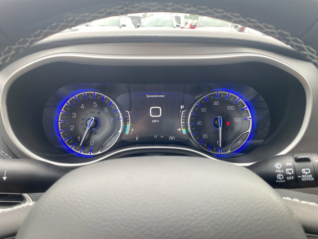 New 2027 Chrysler Pacifica Limited w/ S Appearance Package FWD image 32