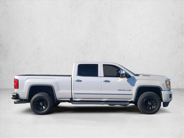 Used 2018 GMC Sierra 3500 Denali w/ Duramax Plus Package AWD/4WD image 4