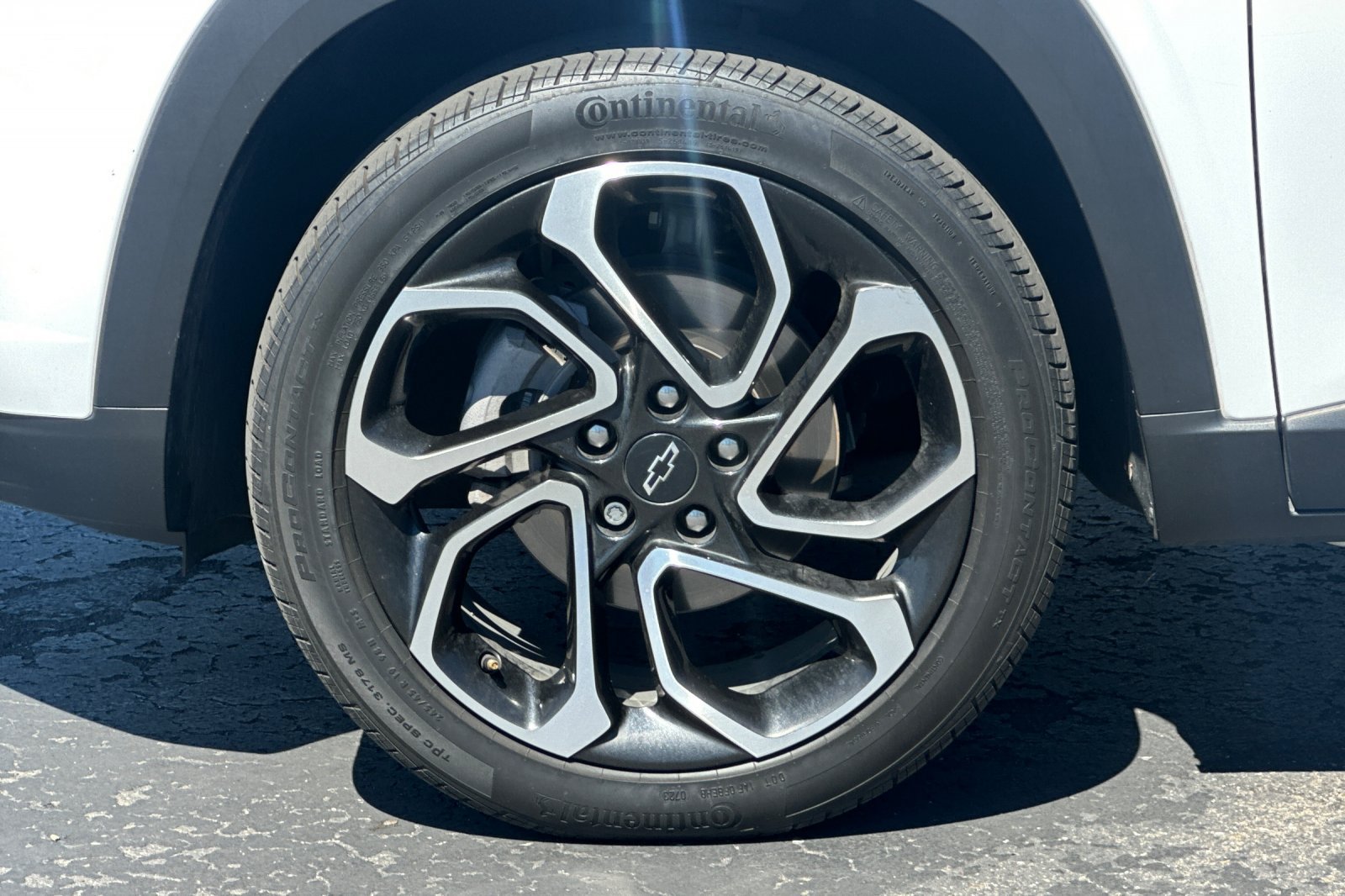 Used 2024 Chevrolet Trax RS w/ Driver Confidence Package FWD image 42
