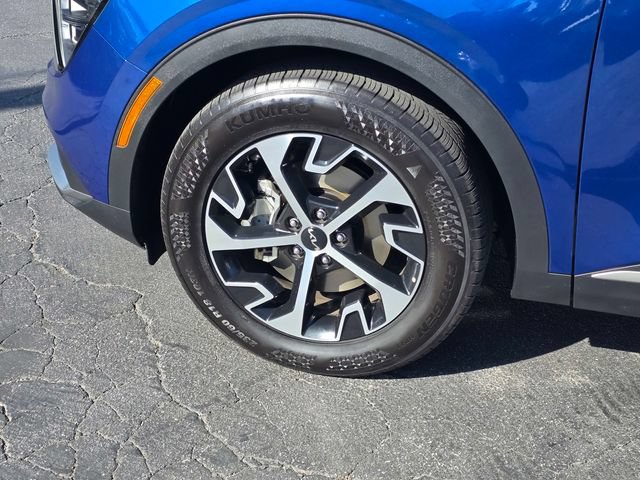 Used 2025 Kia Sportage EX w/ Premium Package FWD image 5