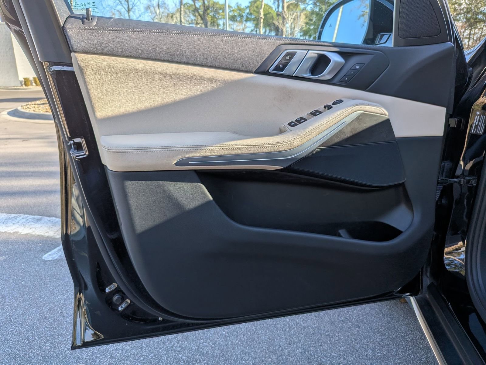 Used 2021 BMW X5 sDrive40i w/ Convenience Package image 12