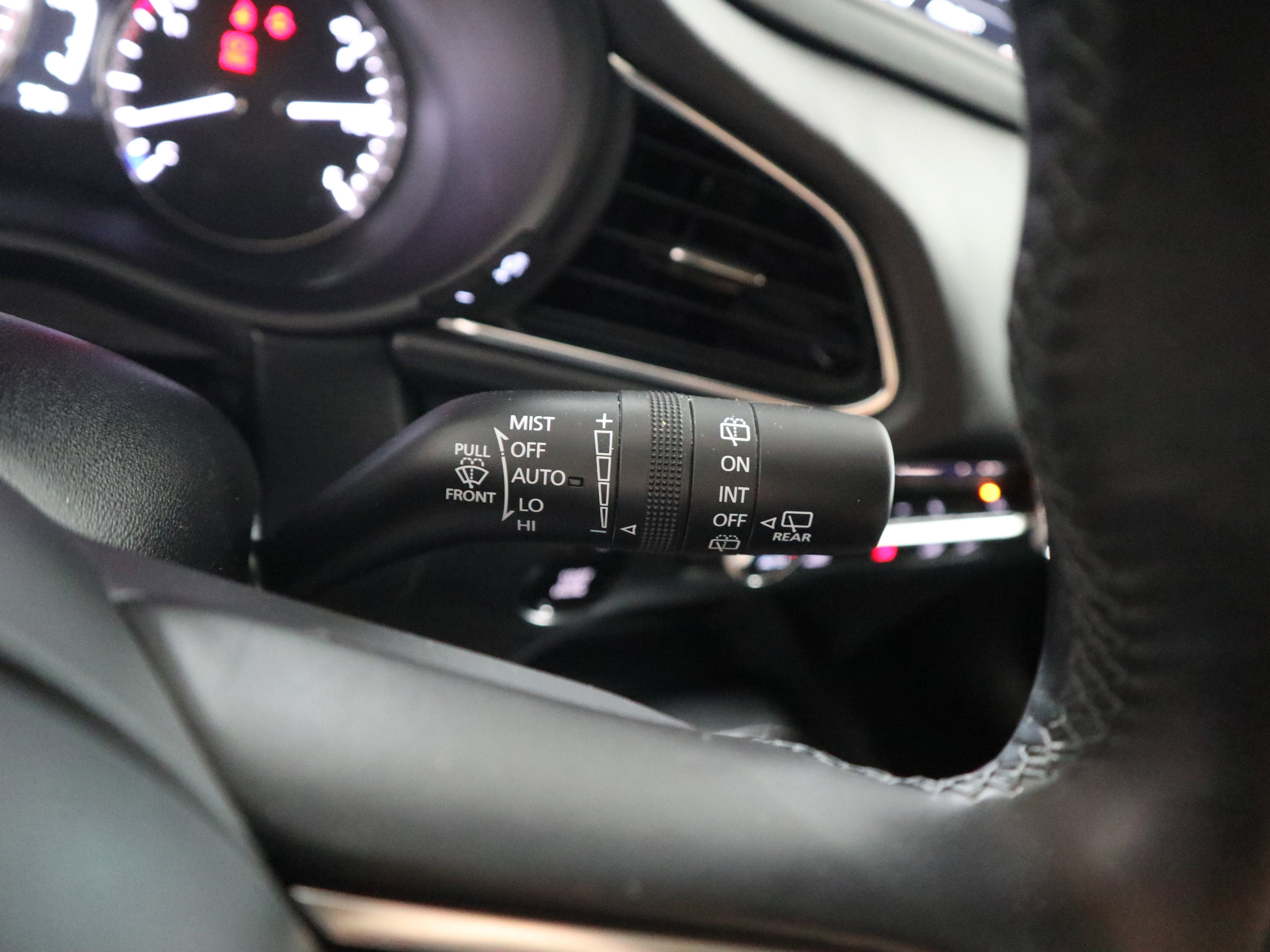 Certified 2023 MAZDA CX-30 AWD 2.5 S w/ Preferred Package image 26