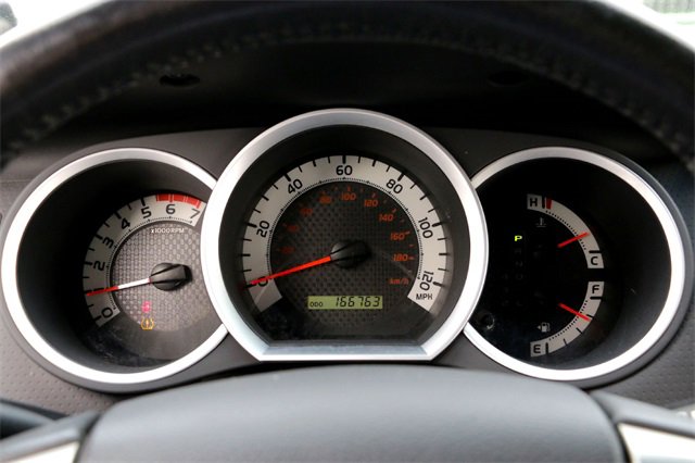 Used 2015 Toyota Tacoma PreRunner image 15