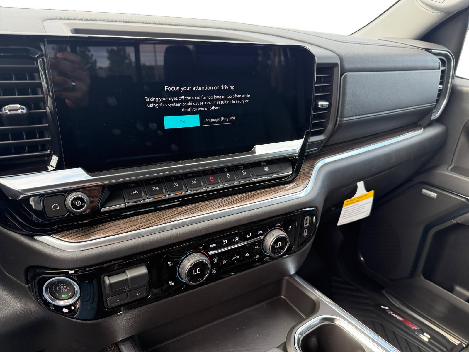 New 2026 Chevrolet Silverado 1500 RST w/ RST All Star Premium Package AWD/4WD image 12