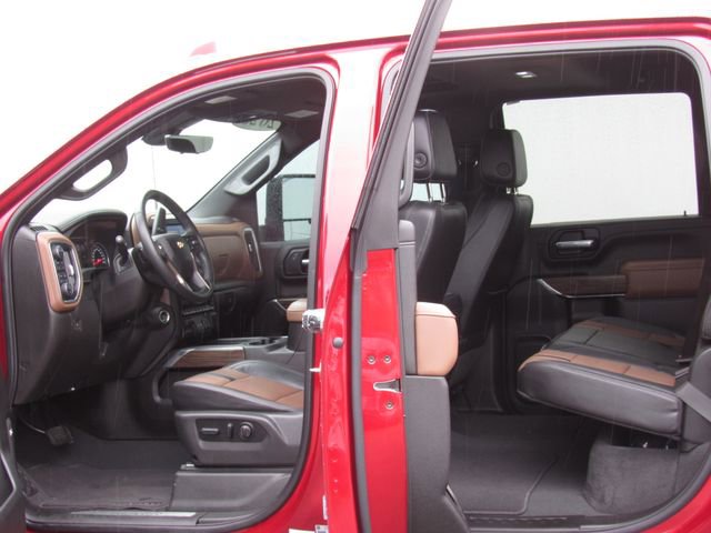 Used 2023 Chevrolet Silverado 3500 High Country AWD/4WD image 19