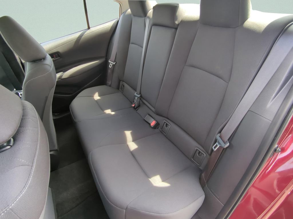 Used 2023 Toyota Corolla LE FWD image 9