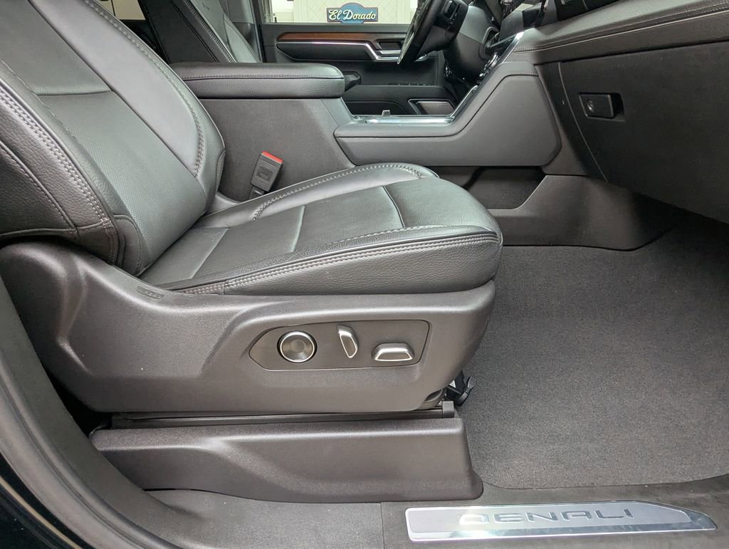 Used 2024 GMC Sierra 2500 Denali w/ Denali Reserve Package AWD/4WD image 27