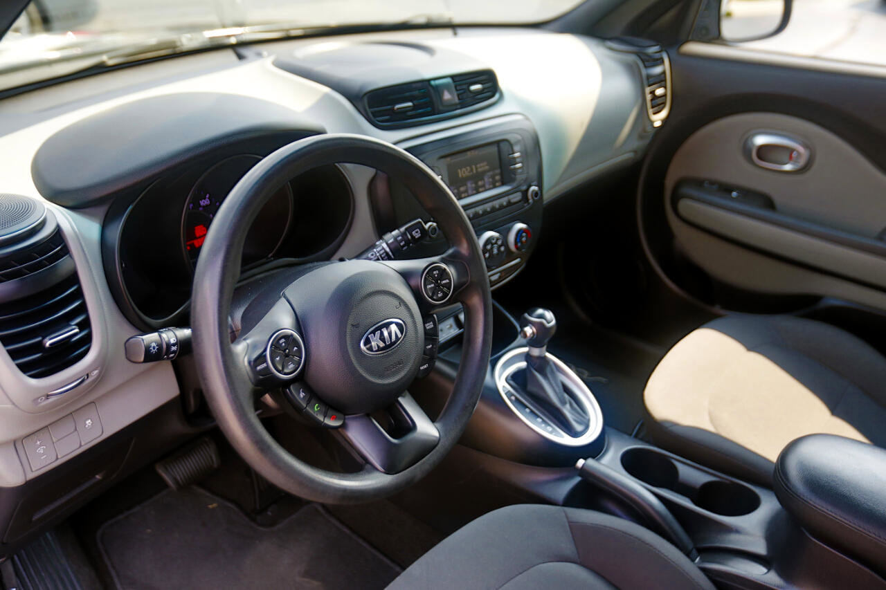 Used 2018 Kia Soul image 4