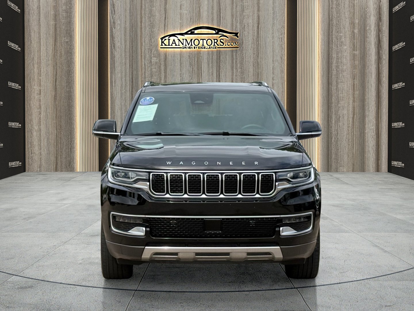 Used 2022 Jeep Wagoneer Series III w/ Premium Group I AWD/4WD image 5