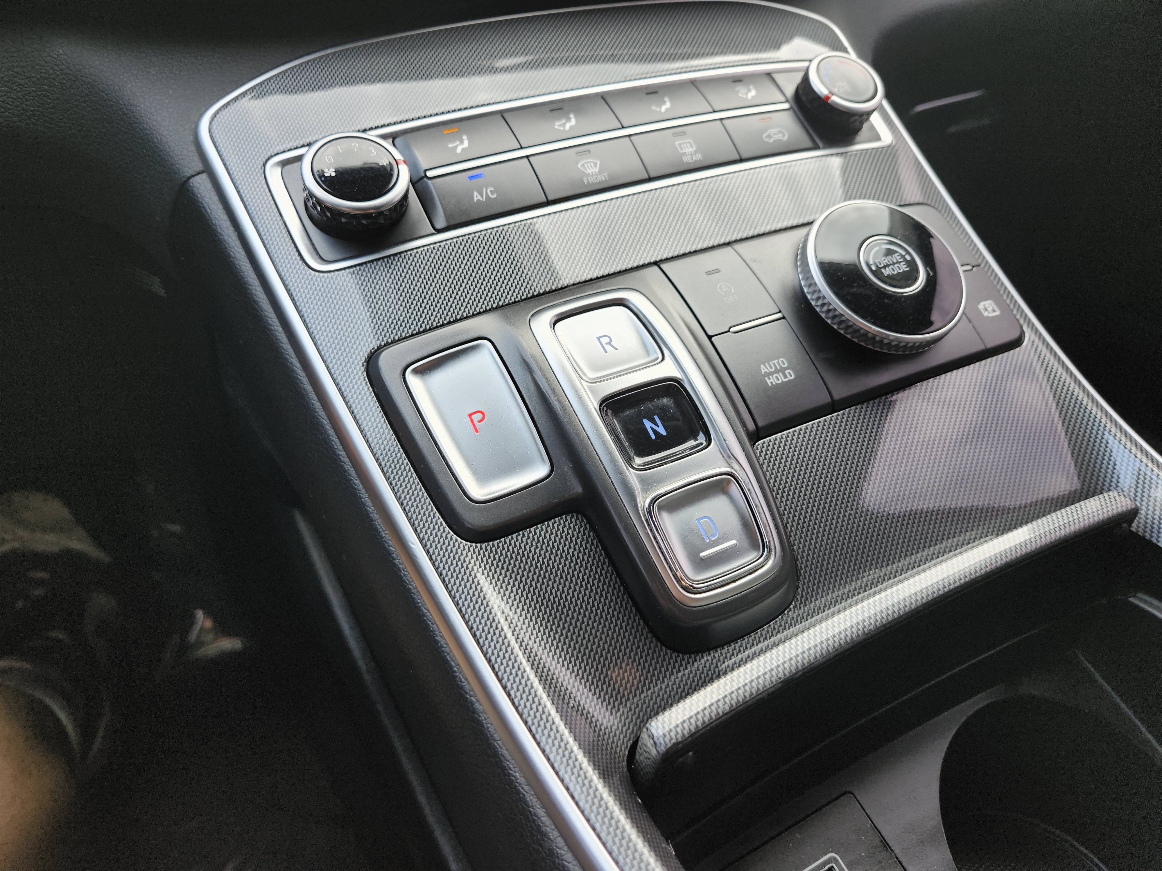 Used 2022 Hyundai Santa Fe SE w/ Cargo Package FWD image 6